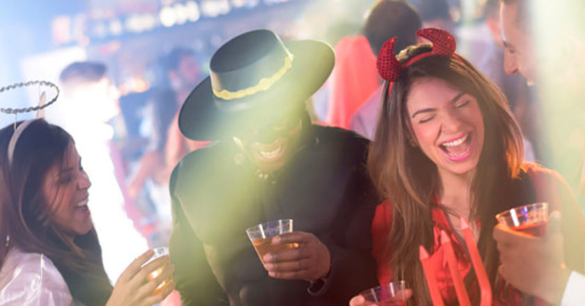 Costumed cruise guests