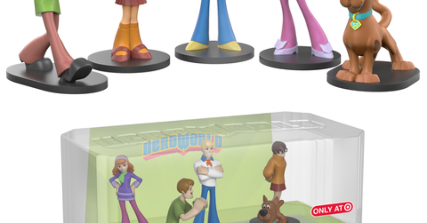 5 pack of HeroWorld figures feature Shaggy, Thelma, Fred, Daphne, and Scooby-Doo