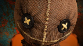 Closeup of the Burst-A-Box Sam head sculpt from Mezco Toyz