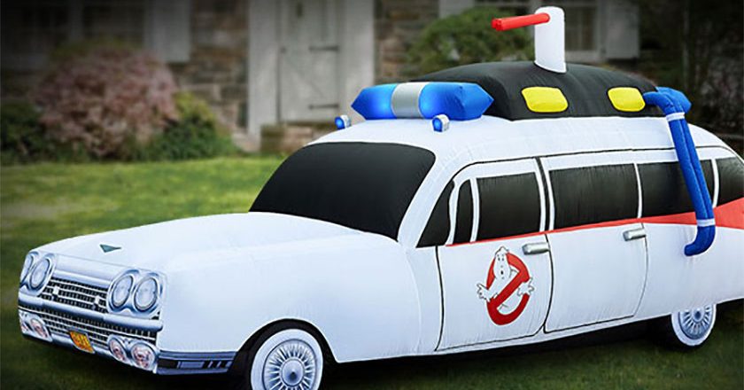 Ecto-1 Inflatable lawn decoration