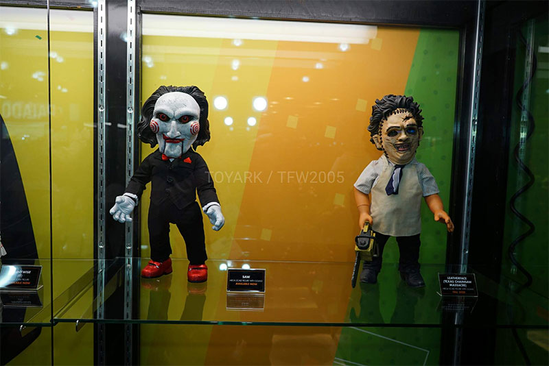 mezco ghostface