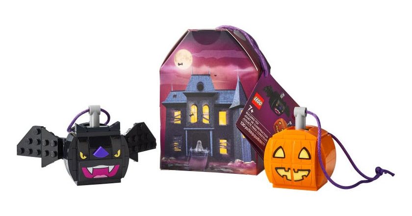 LEGO Pumpkin & Bat Duo with packaging