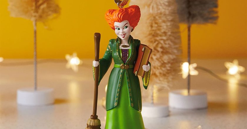 Hocus Pocus Winifred Sanderson Halloween Ornament