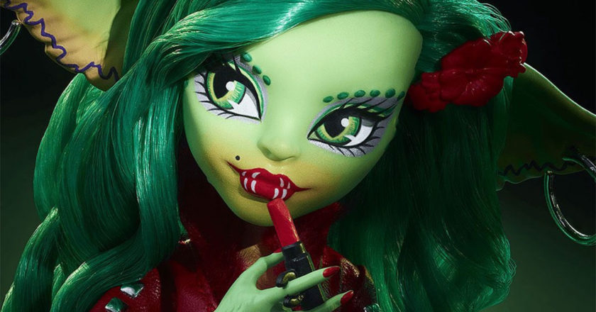 Closeup of the Monster High Skullector Greta Gremlin doll
