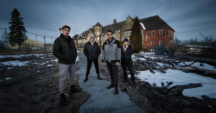 Alex Schroeder, Tanner Wiseman, Dakota Laden, Chelsea Laden in front of Cresson Sanatorium and Prison