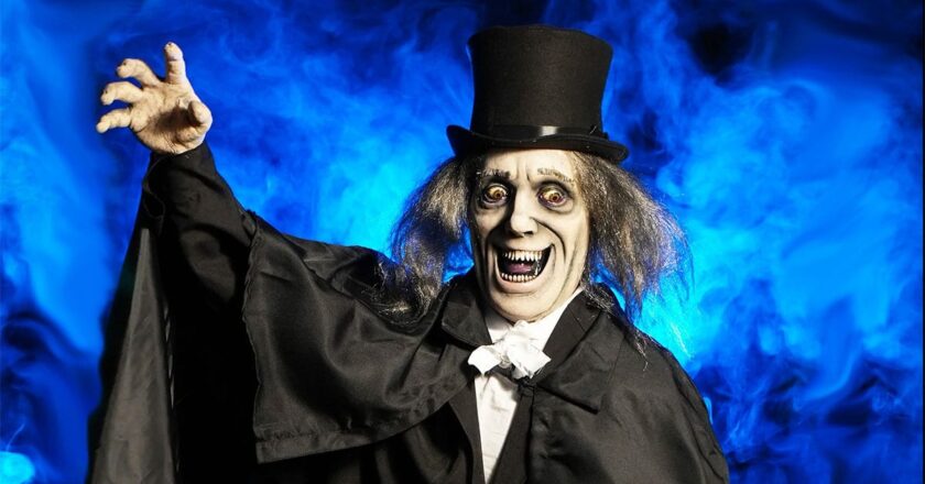 Distortions Unlimited London After Midnight Life Size Standing Halloween Prop