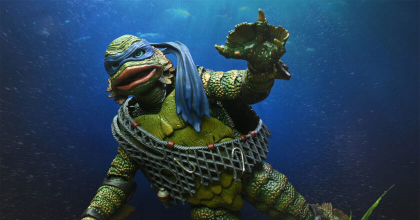 Ultimate Leonardo as the Creature figure made to look like he is swimming under water.